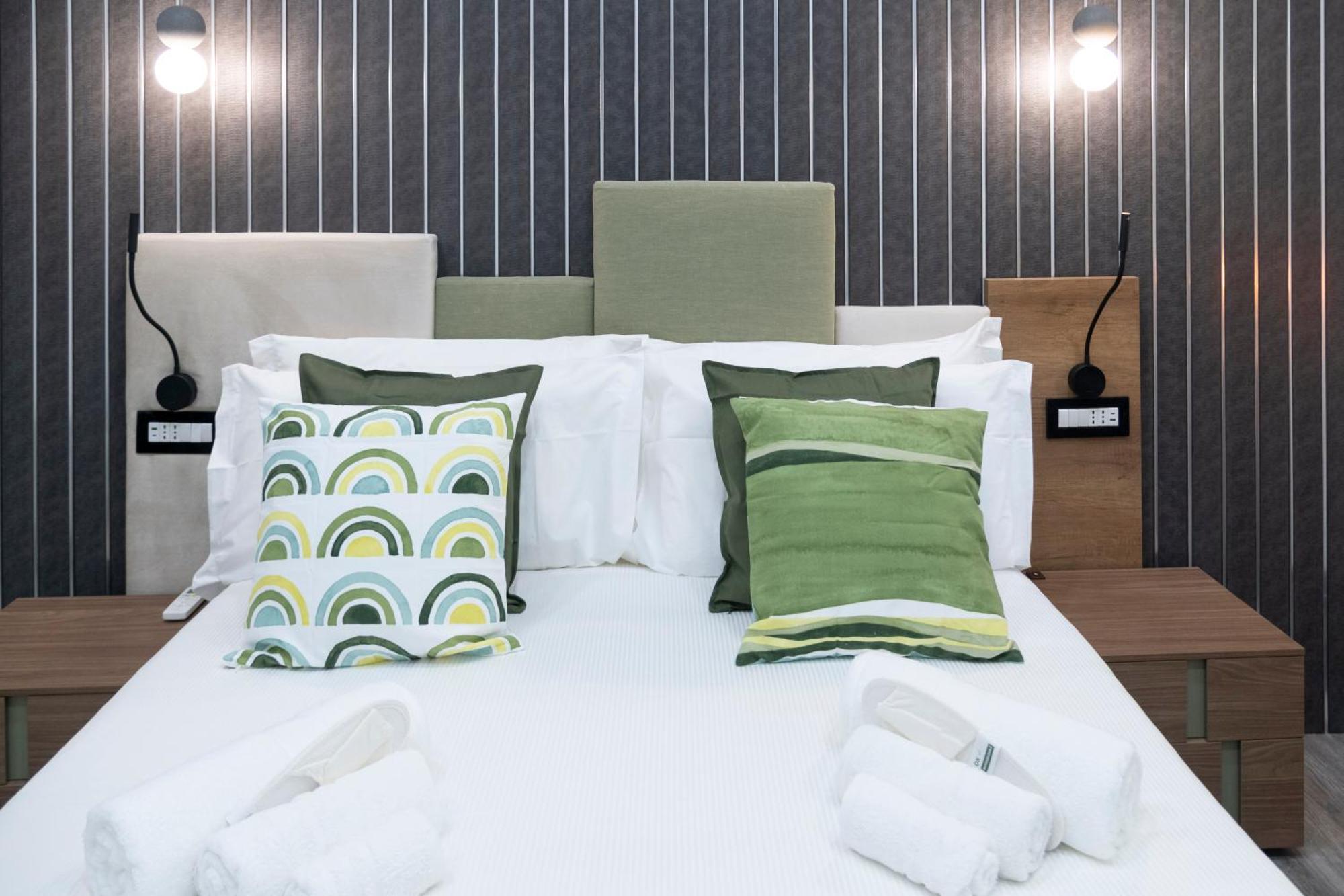 Trastevere Luxury Rooms โรม ภายนอก รูปภาพ